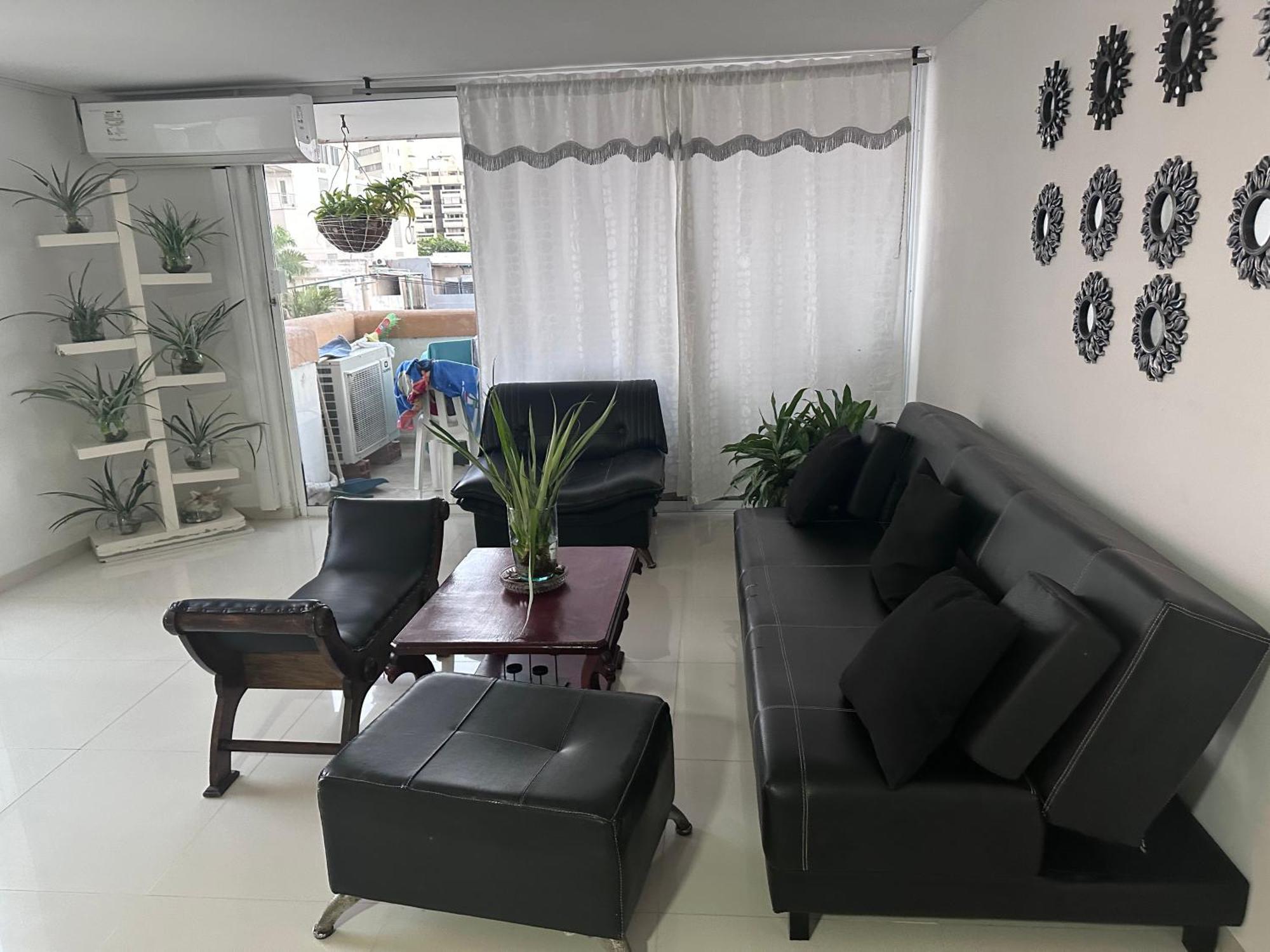 Lindo De 3 Alcobas Y De Dos Comodo Linda En Apartamento *
